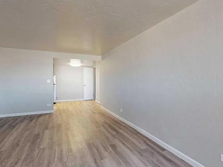Park 16 Apartments — Photo 2