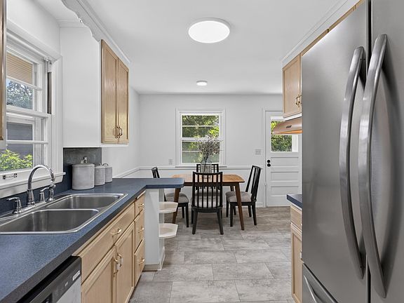4th image of 6339 Washburn Ave S