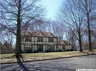 236 Yale Dr, Lincroft, NJ