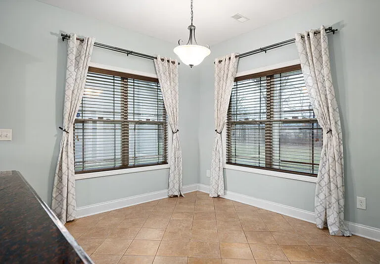 1389 Judge Tyler Dr — Photo 3