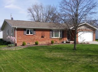 2221 Riviera Rd, Defiance, OH 43512