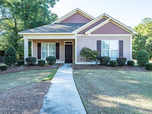 1739 Arlington Park Cir, Albany, GA 31701