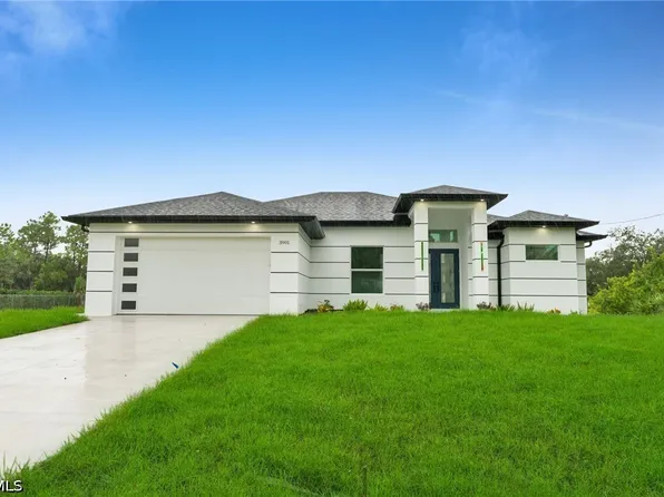 3901 39th St SW, Lehigh Acres, FL 33976