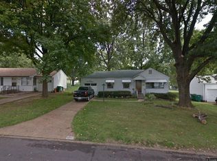 10518 Repose Dr, Saint Louis, MO 63137