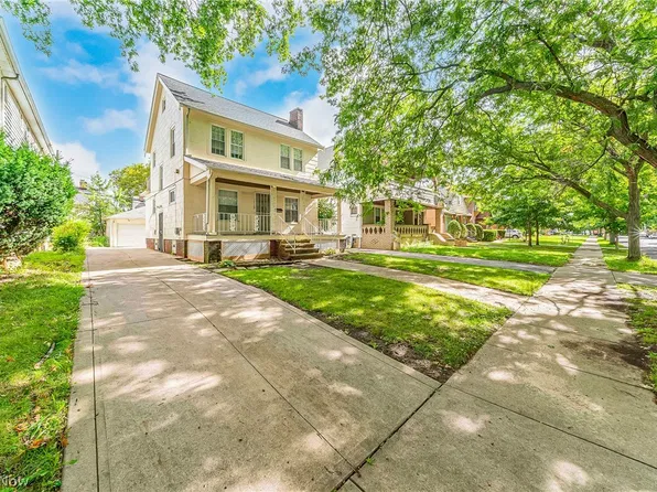 18107 E Park Dr, Cleveland, OH 44119