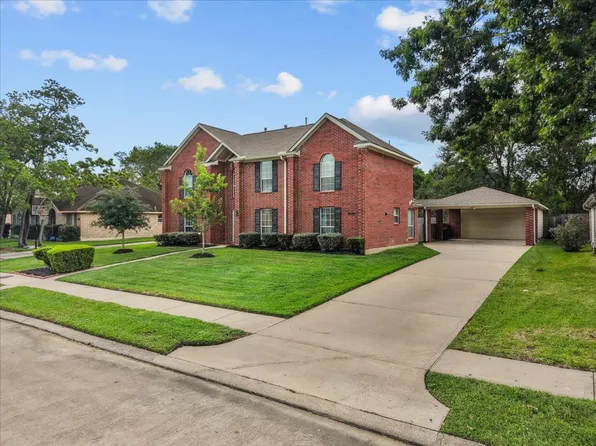 2112 Indian Blanket Dr, League City, TX 77573