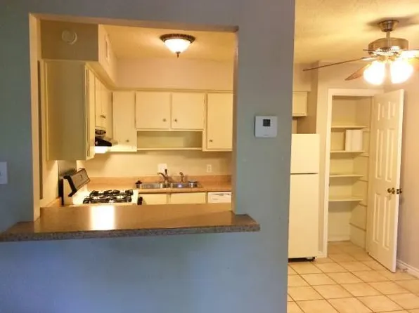 2304 Barton Village Cir, Austin, TX