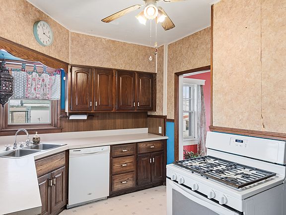 4th image of 7130 N Thomas Rd