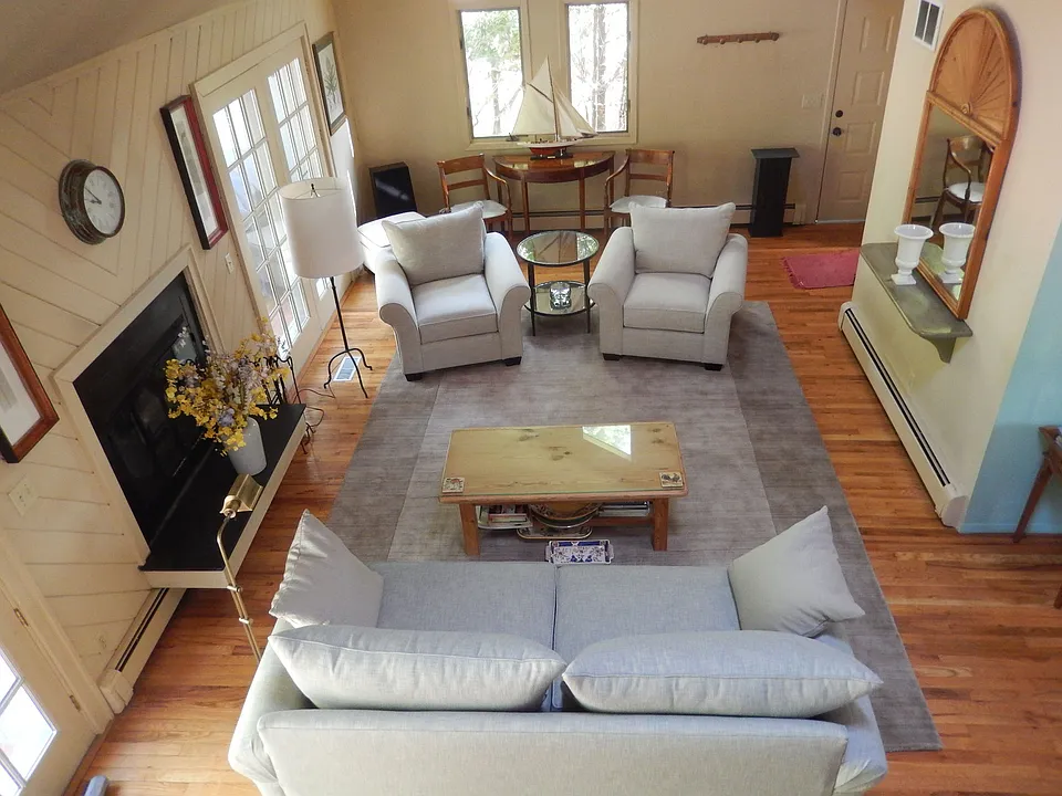 9 Diane Dr