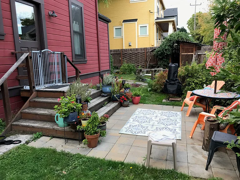 249 N Ivy St — Photo 14