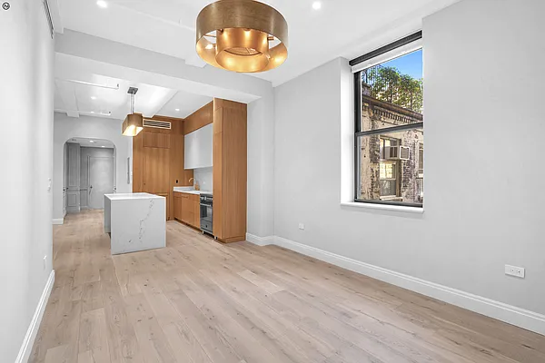 Sold by Nomad Property Group, LLC | media 26