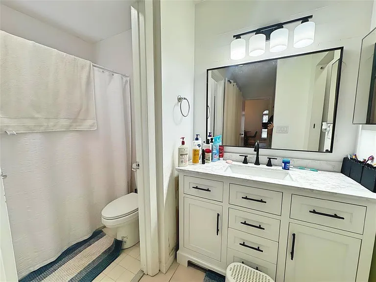 8007 NW 71st Ct — Photo 7