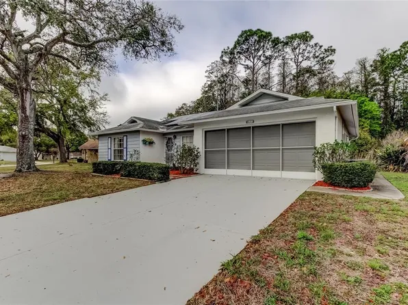 4645 Tiburon Dr, New Port Richey, FL 34655