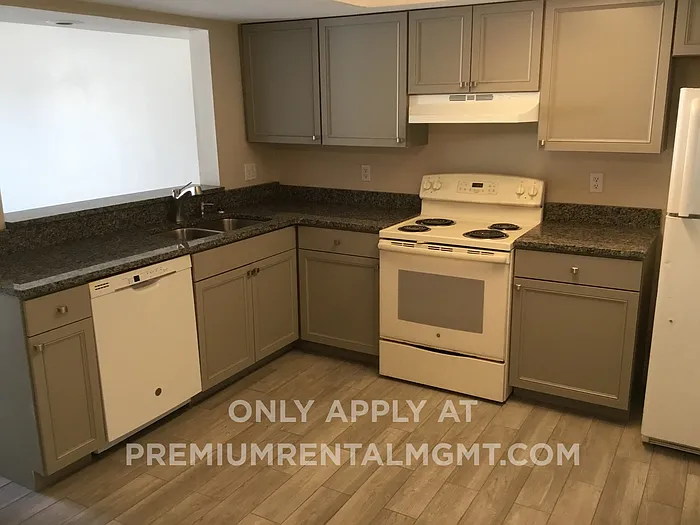 12314 Fox Hound Ln — Photo 2