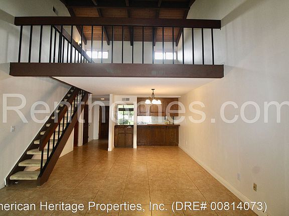 3rd image of 17930 Valle De Lobo Dr