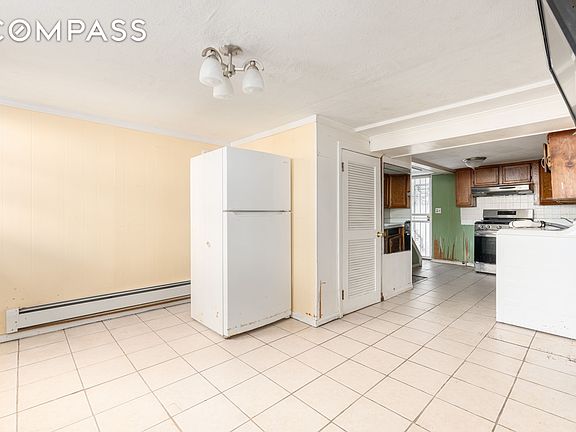 3rd image of 14317 101st Ave