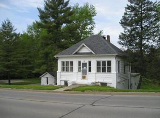 508 Division St, Charleston, IL 61920