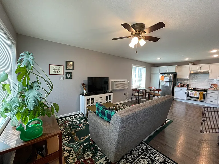 3206 Gateway Drunit A — Photo 4