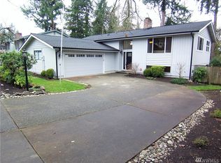 9715 Zircon Dr SW, Lakewood, WA 98498
