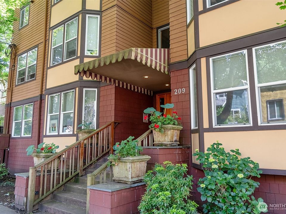 1st image of 209 N 39th Street #304