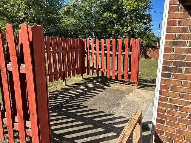 2 bed, 850 sqft, $875 — Photo 2