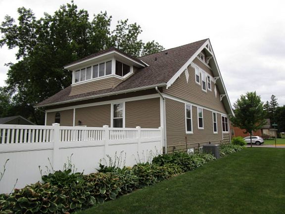 3rd image of 514 12th St N