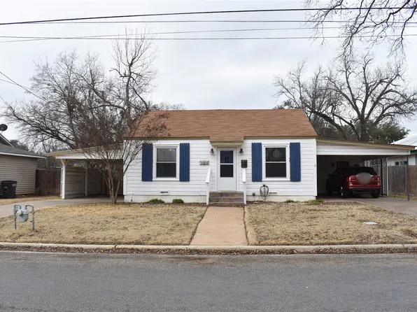 1508 S Wall St, Brady, TX 76825