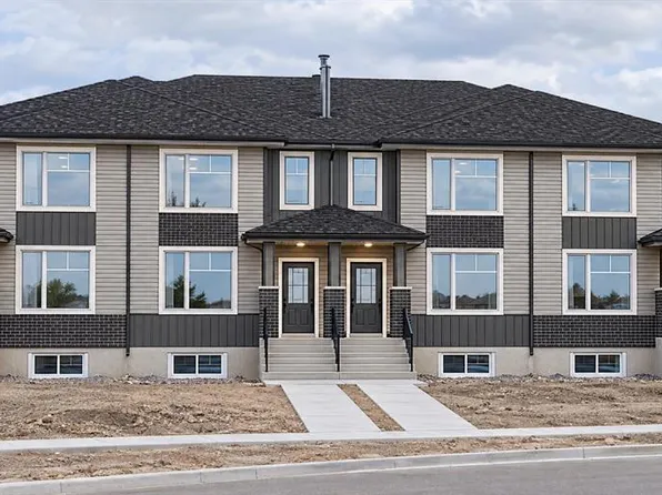 3 Five 7 Landsdown Close #1, Red Deer, AB T4R 0R9