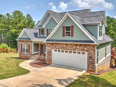 184 Conns Lake Rd, Lindale, GA, 30147