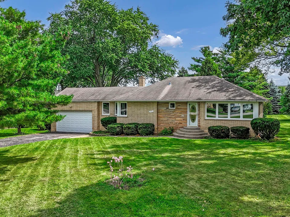 7N435 Linden Ave