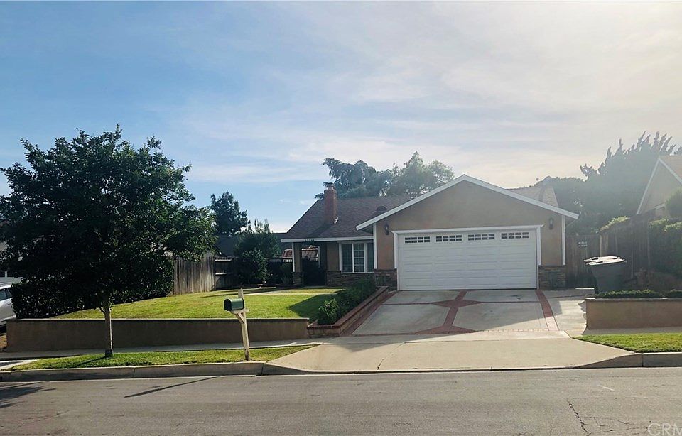 1st image of 15764 Deodar Ln