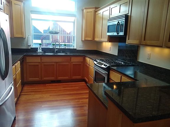 4th image of 1223 Ananda Pl NE
