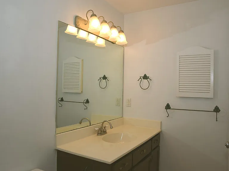 1500 River Mill Dr #312 — Photo 20
