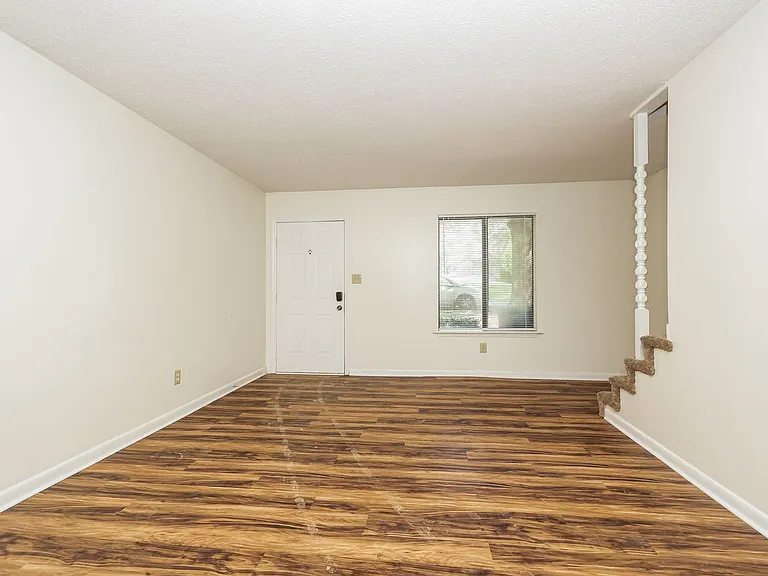 105 Bybee Dr Unit D3 — Photo 15