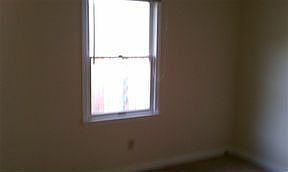 4th image of 577 Cedarvilla Dr
