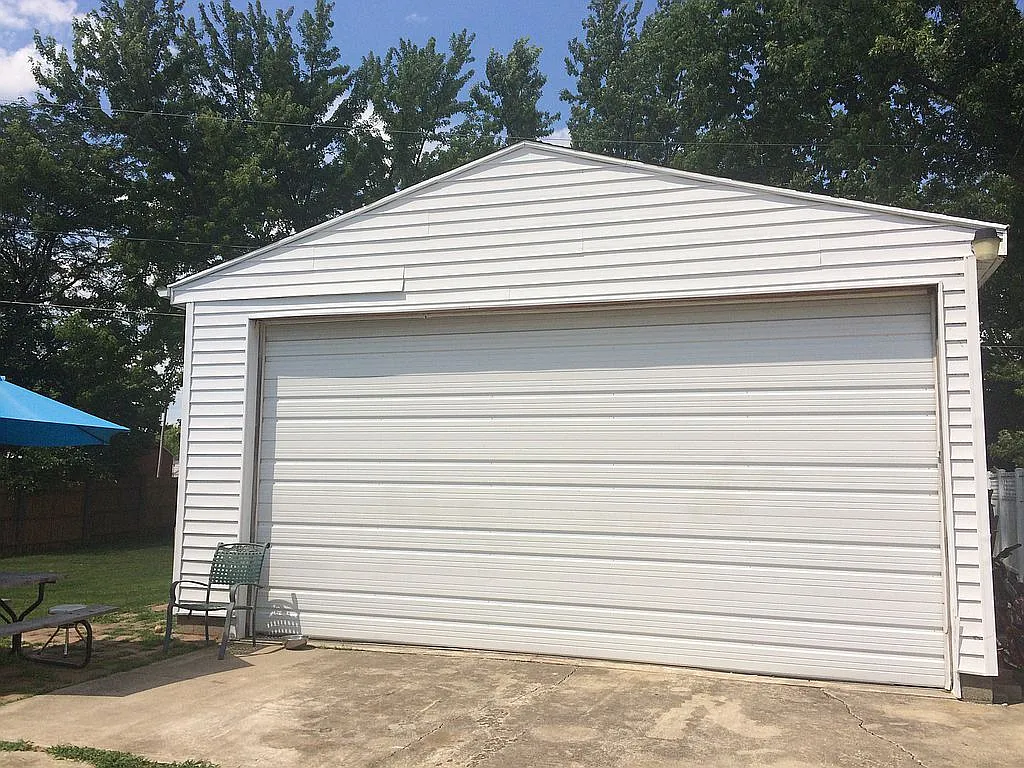 117 Tulip Dr photo 1