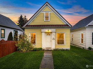 1909 Rockefeller Ave, Everett, WA 98201