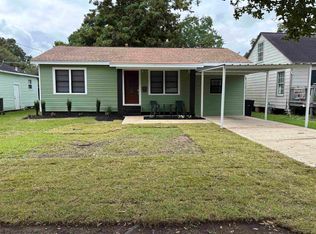 145 Hilldale Dr, Nederland, TX 77627