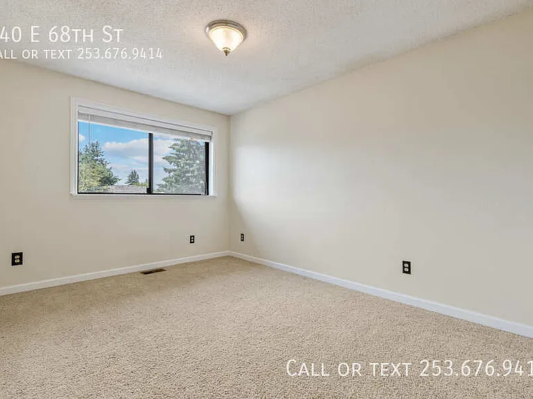 240 E 68th St — Photo 15