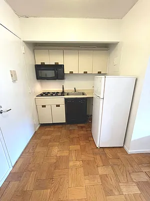 Rented by Compass | media 3