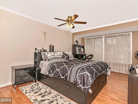 Bedroom (Master)