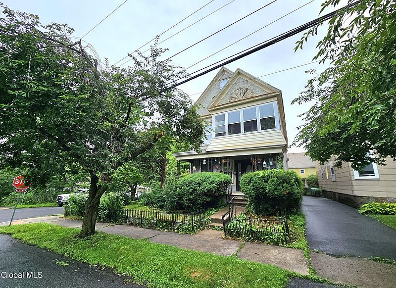 2nd image of 1701 Lenox Road