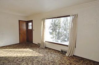 4th image of 56 Woodrow Ave S