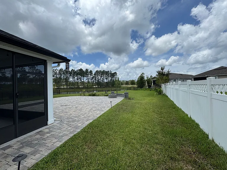 64 Rose Dew Dr — Photo 29