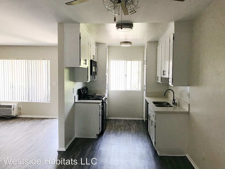 1st image of 6251 Reseda Blvd APT 30