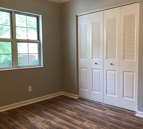 3rd image of 9158 N Swan Cir