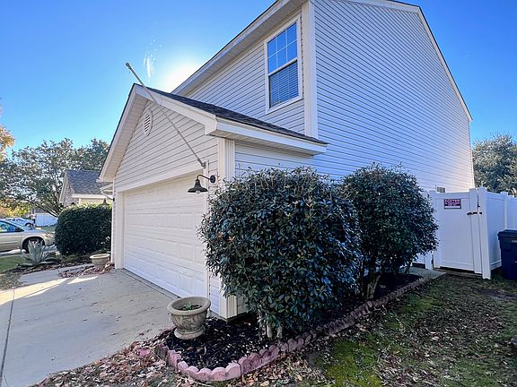 445 Dandelion Lane Front Side Exterior _11042025