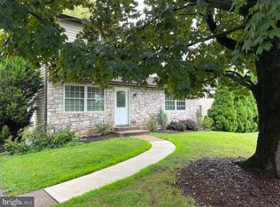 306 Media Line Rd, Newtown Square, PA 19073