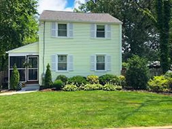 9525 49th Ave, College Park, MD 20740