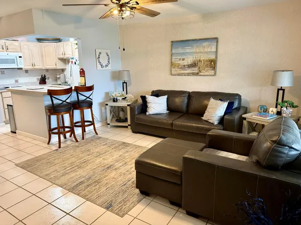 110 Shore Court #106, North Palm Beach, FL 33408